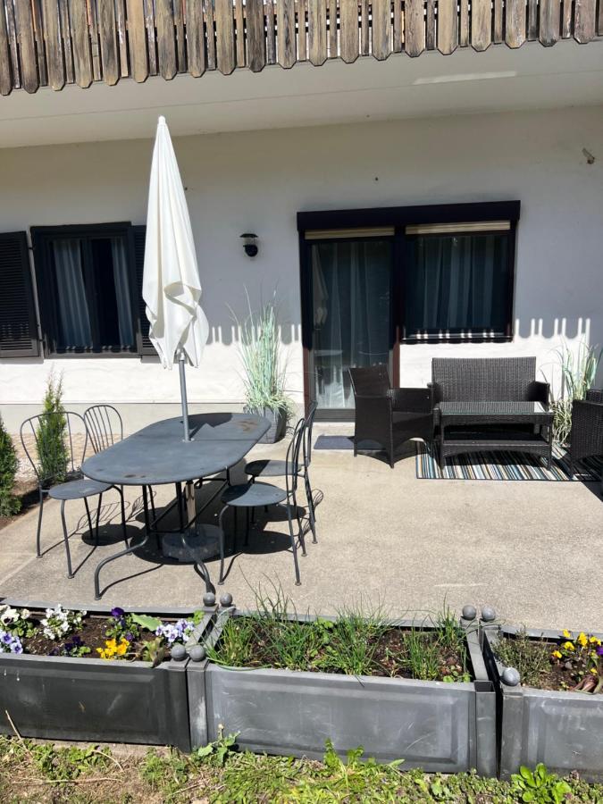 Stylische Gartenwohnung Mit Bergblick Apartment Sankt Michael ob Bleiburg